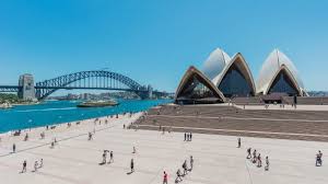 <span>Day 9</span>Sydney Opera House - Showboat Dinner Cruise