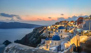 <span>Day 5</span>Mykonos - Santorini