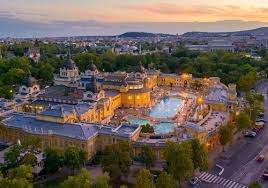 <span>Day 7</span>Budapest