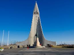 <span> Day 1</span>ARRIVE TO REYKJAVIK – CITY TOUR – FLYOVER ICELAND – AURORA SHOW