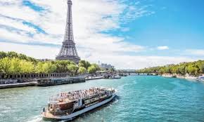 <span> Day 12</span>Paris (France)